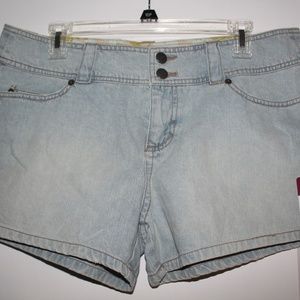 light wash denim shorts - NWT